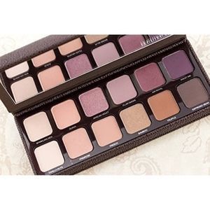 Laura Mercier ❤ Eye Art Artist's Palette